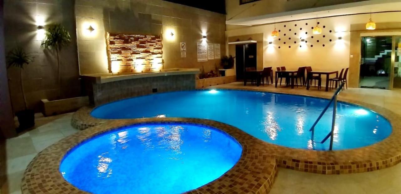 Hotel & Suites Domani 프로그레소 외부 사진