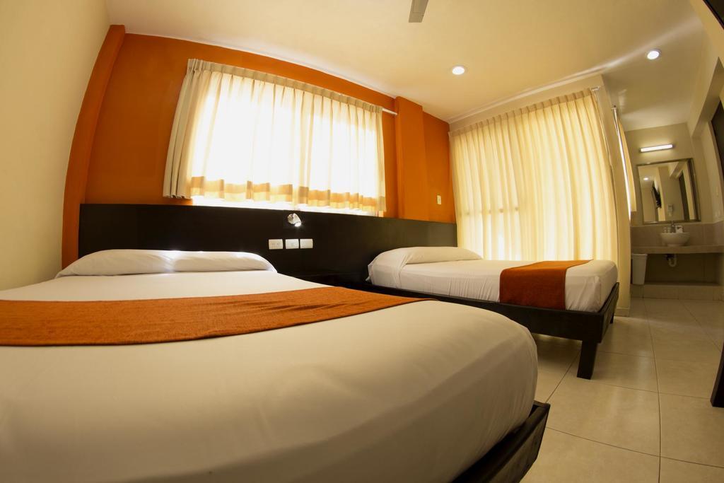 Hotel & Suites Domani 프로그레소 외부 사진